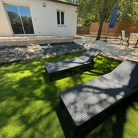 Villa Maison Au Calme, Piscine, Terrain De Petanque Deaux